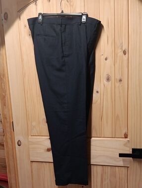 Saddlebred Men's Dress Pants With Pleats EUC